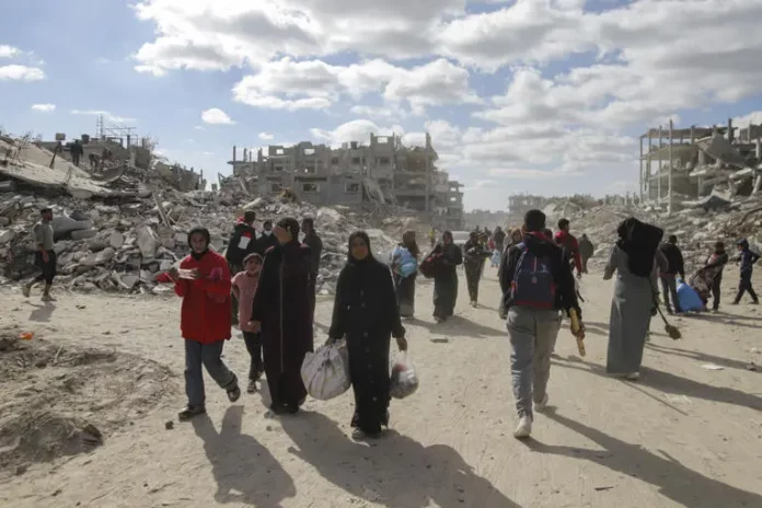 Les Palestiniens dénoncent l’idée de Trump de déplacer les habitants de Gaza