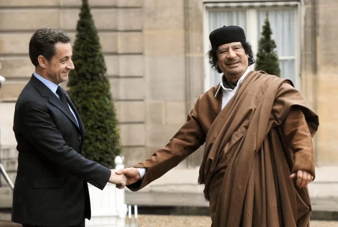 Au procès Sarkozy, les mystères de la tente de Kadhafi à Tripoli