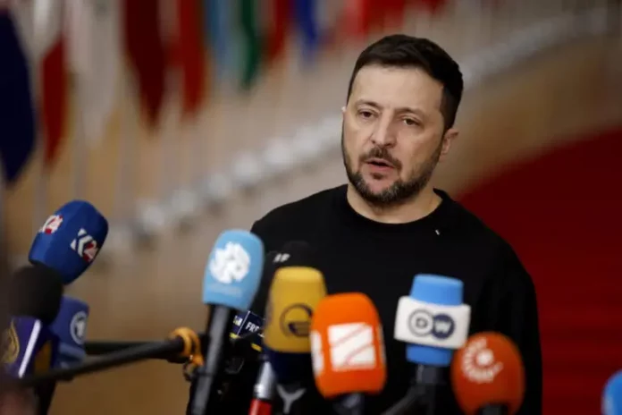 Zelensky dit vouloir s’accorder avec Trump sur un plan de paix avant de parler à Poutine