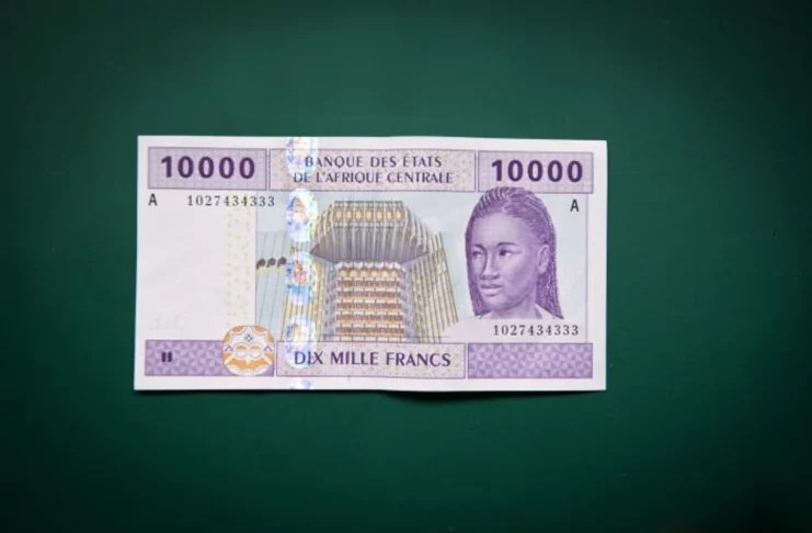 Trafic de fausse monnaie