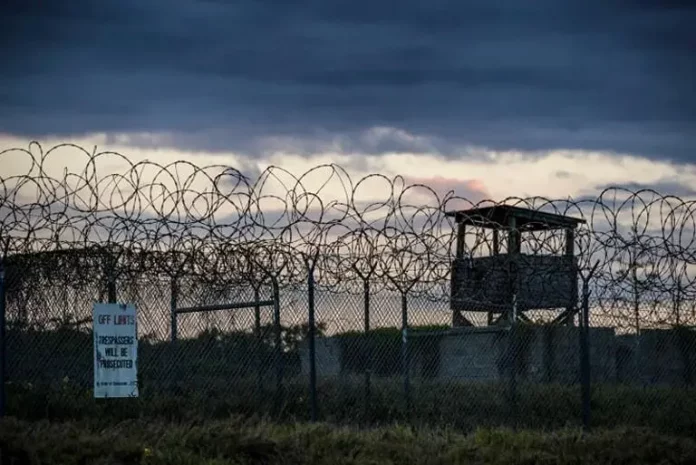 Les migrants ne doivent être placés en détention « qu’en dernier recours », prévient l’ONU