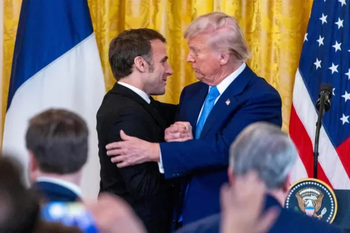 « C’est un futé »: Trump et Macron reprennent leur numéro de camaraderie diplomatique