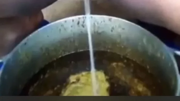 Yaoundé: Elle urine dans la marmite de nourriture