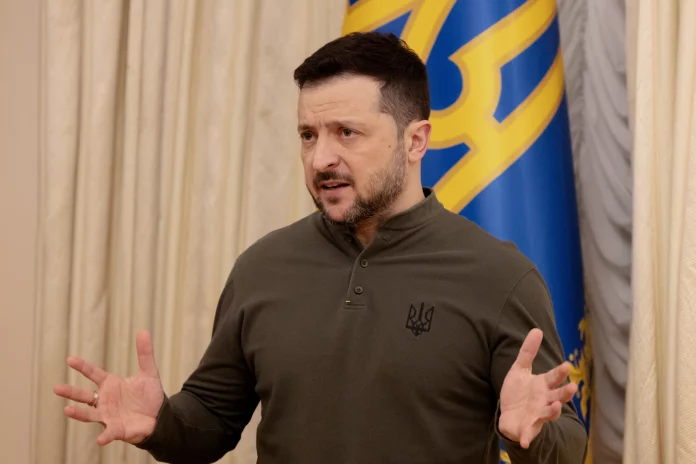 Ukraine : le Kremlin dit « non négociables » ses annexions, une posture « risible » pour Kiev