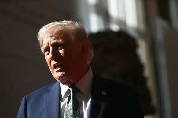 Le Kremlin confirme que Trump et Poutine se parleront au téléphone mardi