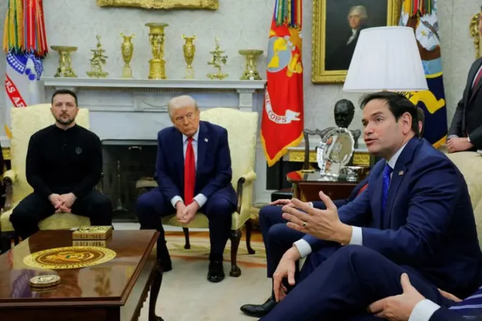 Moscou estime que Trump a fait preuve de « retenue » face à « l’ordure » Zelensky