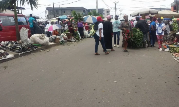 Douala: Tensions au marché Mboppi suite à une agression violente