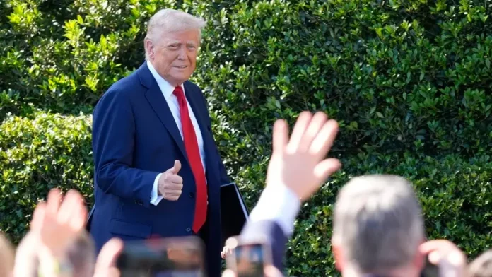 En 100 jours, Trump a entraîné l’Amérique et le monde dans son orbite chaotique
