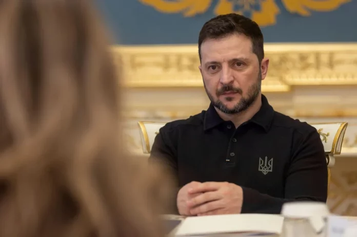 Zelensky dit que les forces ukrainiennes « poursuivent leurs opérations » dans la région russe de Koursk