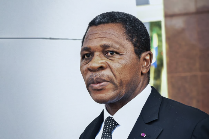 Recouvrements et expulsions : Le Minat interdit les « gros bras »