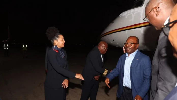 L’ex-président gabonais Ali Bongo et sa famille en Angola