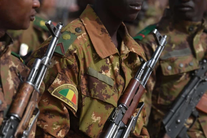 Au Mali, la junte suspend « jusqu’à nouvel ordre » les activités des partis politiques