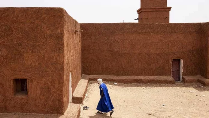 En Mauritanie, une ville médiévale et ses manuscrits centenaires à l’épreuve du désert