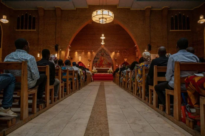 Election de Léon XIV: les catholiques africains espèrent un pape de la continuité