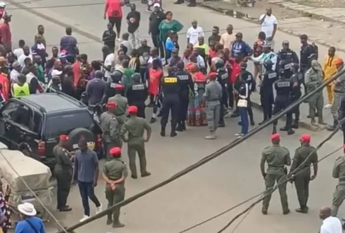 Douala : La démocratie à rudes épreuves