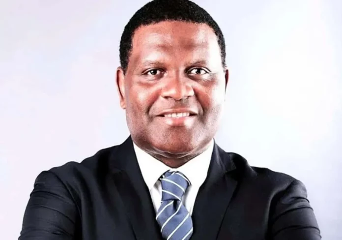 Octobre 2025 : Maurice Kamto et les 300 signatures