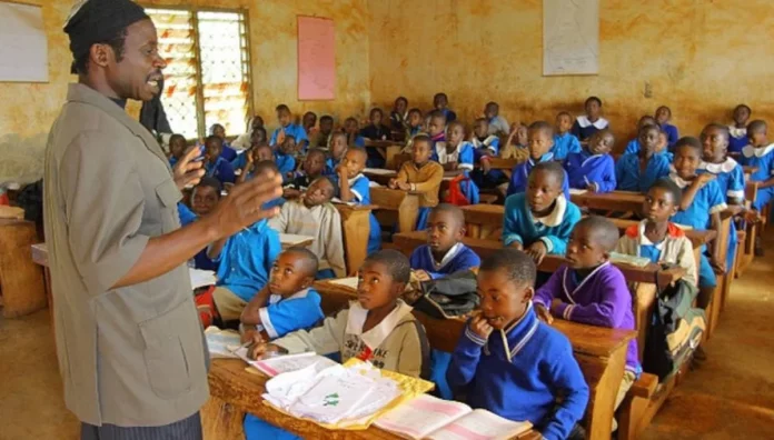 Education de base: Les financements extérieurs en débats