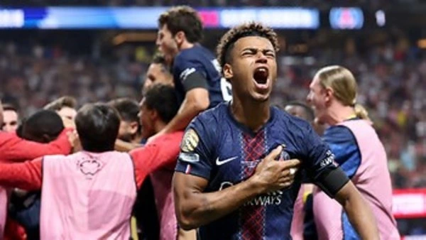 Mondial des clubs: un PSG résilient s’impose à 9 contre 11 face au Bayern