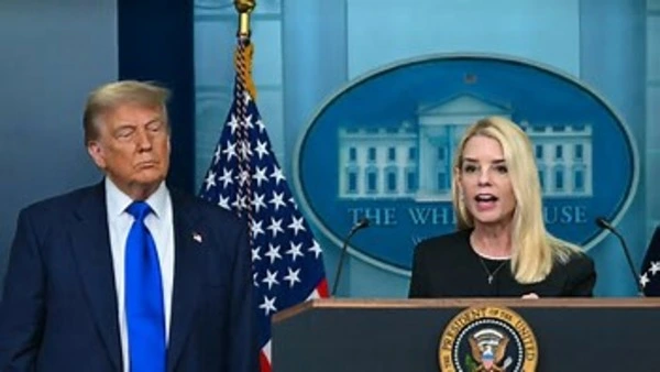 Lettre à Epstein: Trump dément, menace le WSJ et demande la levée du secret judiciaire