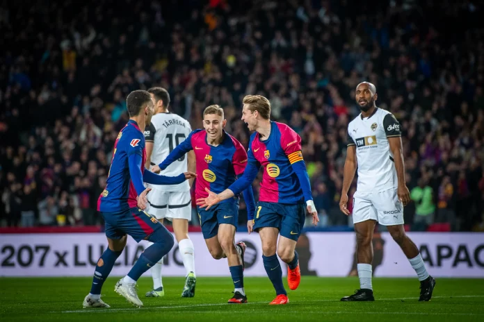 Espagne: le Barça corrige Valence 6-0 pour sa première à domicile au stade Johan Cruyff
