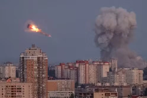 Ukraine : 24 personnes rassemblées pour toucher leur retraite tuées dans une frappe russe