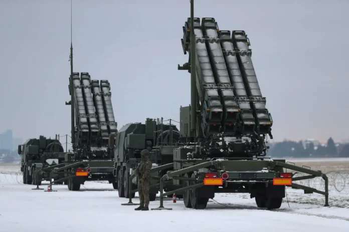 La Russie met en garde l’OTAN, l’Ukraine reçoit son premier système Patriot