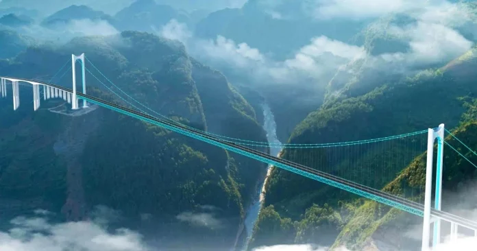 La Chine met en service le pont le plus haut du monde