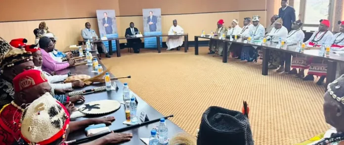 Présidentielle : Ngoh Ngoh reçoit les chefs traditionnels du Sud