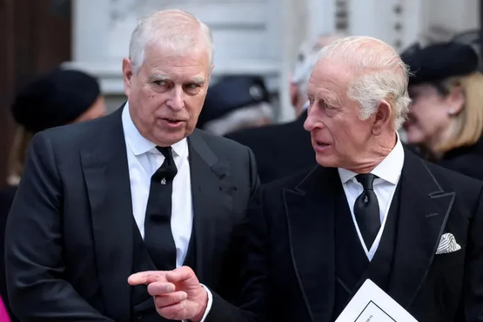 L’amitié avec Jeffrey Epstein, genèse de la déchéance du prince Andrew