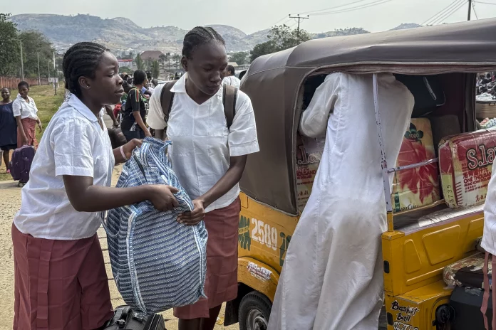 Violence et délivrance au Nigeria : enlèvements massifs et libérations contrastées