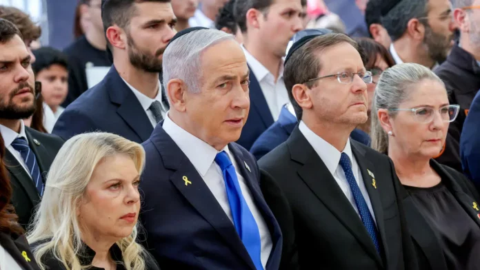 Israël: Netanyahu demande une grâce présidentielle dans son procès pour corruption