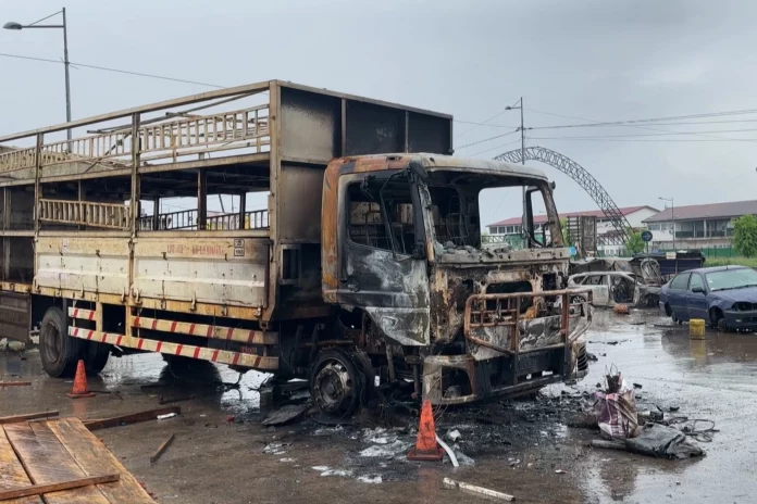 Douala pleure ses morts : le Cameroun saigne après la réélection de Paul Biya