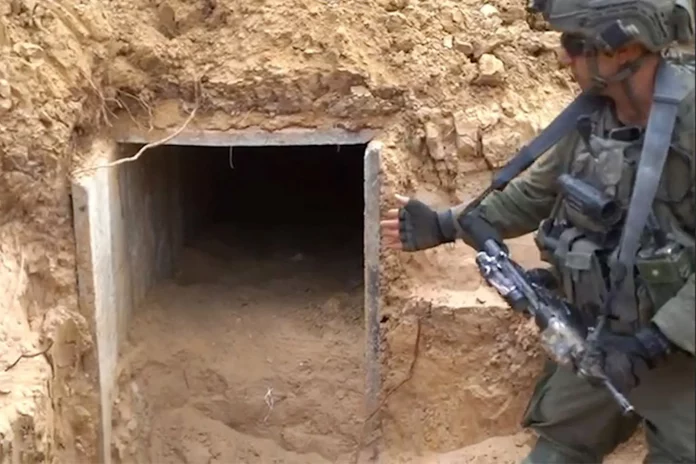 Gaza: Israël dit avoir tué 40 combattants palestiniens dans des tunnels à Rafah