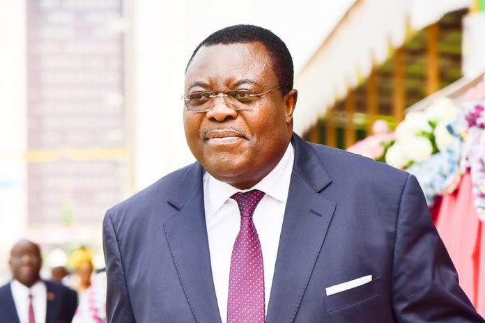 Obsèques d’Anicet Ekane : Jean de Dieu Momo, persona non grata !