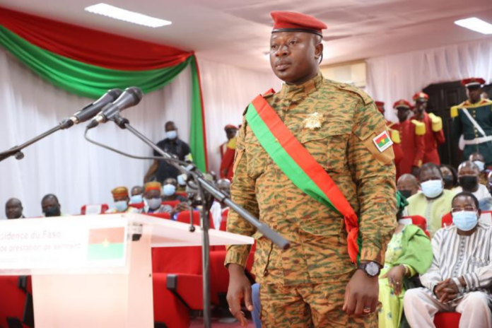 Burkina: l’ex-putschiste Damiba arrêté au Togo et expulsé