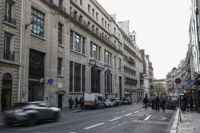 Attentat Bank of America à Paris : un engin explosif artisanal déjoué rue La Boétie