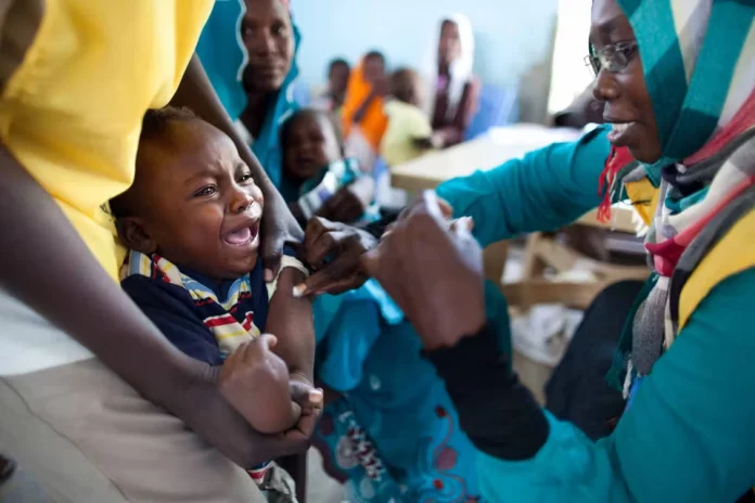 Méningite 250 000 morts chaque année : une étude mondiale alerte sur un bilan toujours lourd