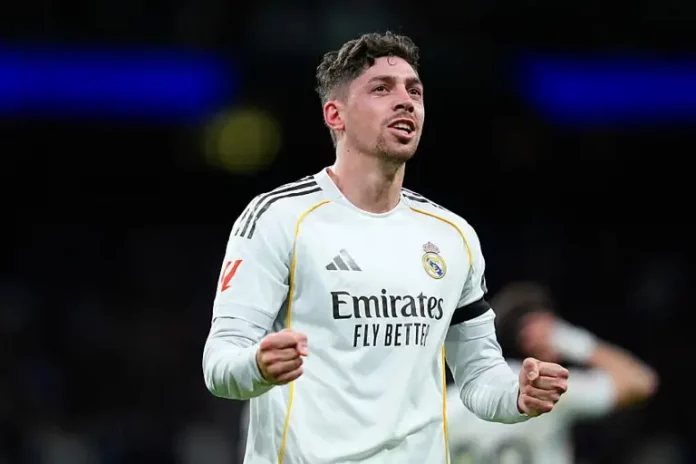 Real Madrid presse Barcelone à un point de la tête de Liga après un 4-1 contre Elche