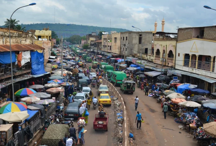 Trêve jihadistes au Mali contre le carburant : plus de cent détenus relâchés contre un corridor de passage