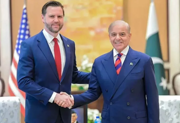 Négociations directes sur l’Iran: Vance face à Araghchi