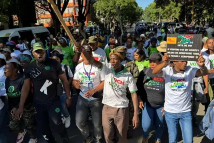Afrique du Sud : Cinq choses sur les manifestations antimigrants